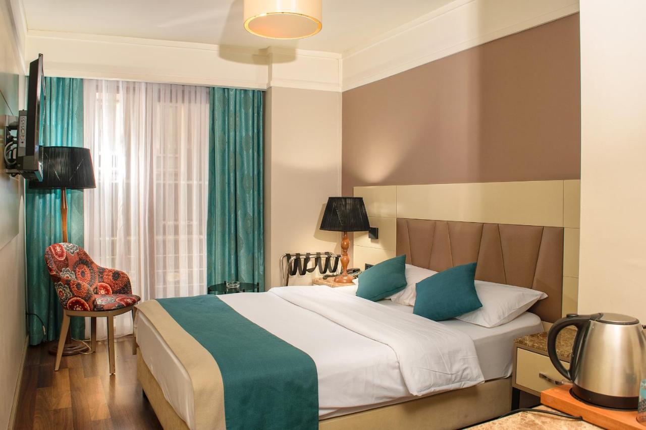 Hotel Bossuite Kadikoy Истанбул Екстериор снимка