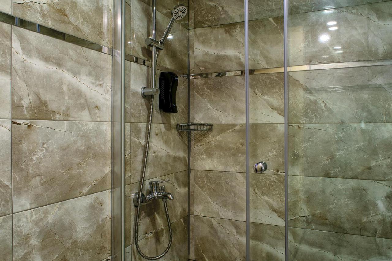 Hotel Bossuite Kadikoy Истанбул Екстериор снимка